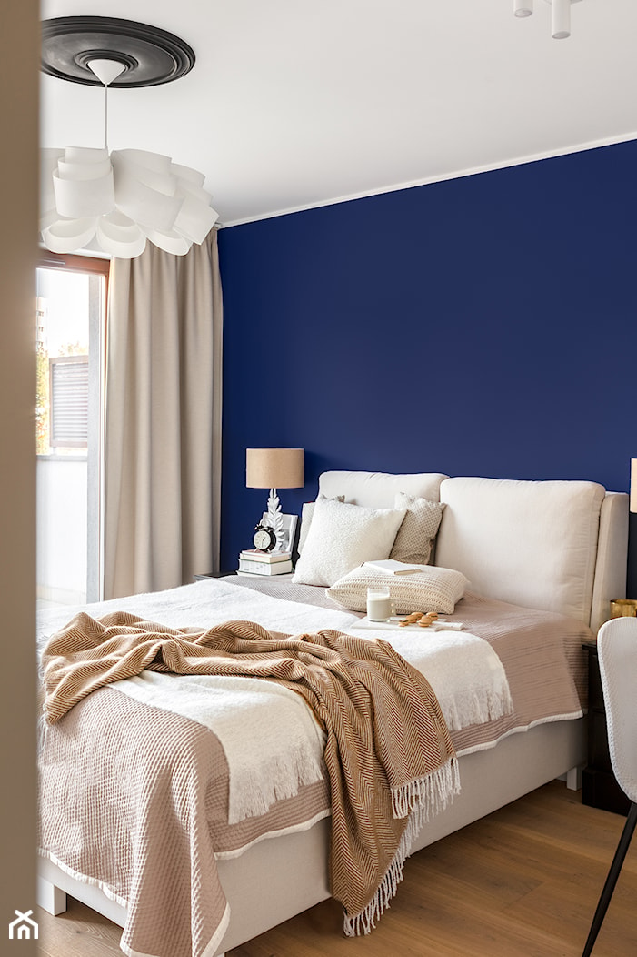 Paleta kolorów - Mała niebieska sypialnia, styl nowoczesny - zdjęcie od Finchstudio Architektura Wnętrz - Homebook