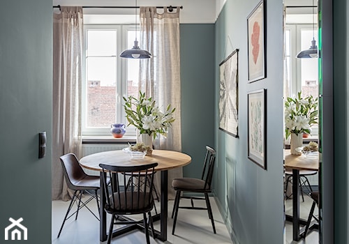 Mała szara jadalnia jako osobne pomieszczenie, styl skandynawski - zdjęcie od Finchstudio Architektura Wnętrz