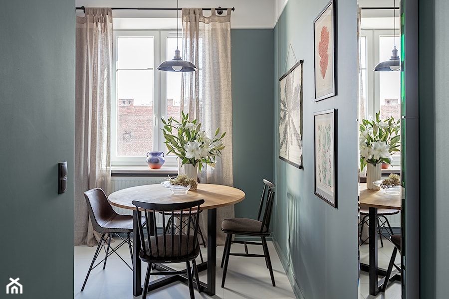 Mała szara jadalnia jako osobne pomieszczenie, styl skandynawski - zdjęcie od Finchstudio Architektura Wnętrz