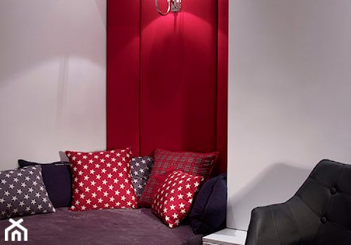 Apartament Morskie Oko - Mała biała sypialnia, styl nowoczesny - zdjęcie od BBHome Design