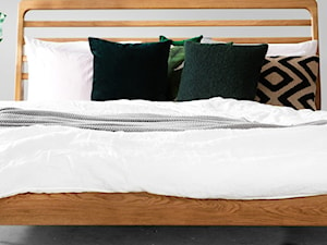 Mała szara sypialnia, styl skandynawski - zdjęcie od RAW