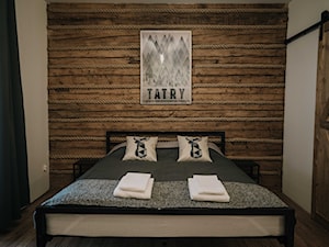 Tatra Loft - apartament w Zakopanem - Średnia biała sypialnia, styl industrialny - zdjęcie od sarkka
