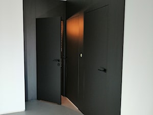 Nowoczesne czarne drzwi wewnętrzne - zdjęcie od Drzwi doorlux_pl