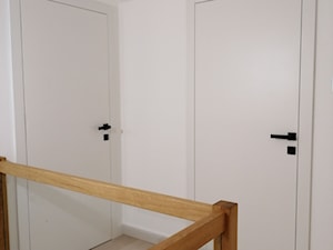 drzwi drewniane model PIURE doorlux.pl dębowe i białe - zdjęcie od Drzwi doorlux_pl