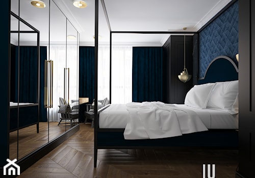 Nastrojowa sypialnia w Krakowie - Średnia czarna niebieska z biurkiem sypialnia, styl tradycyjny - zdjęcie od UDOMOWIENI