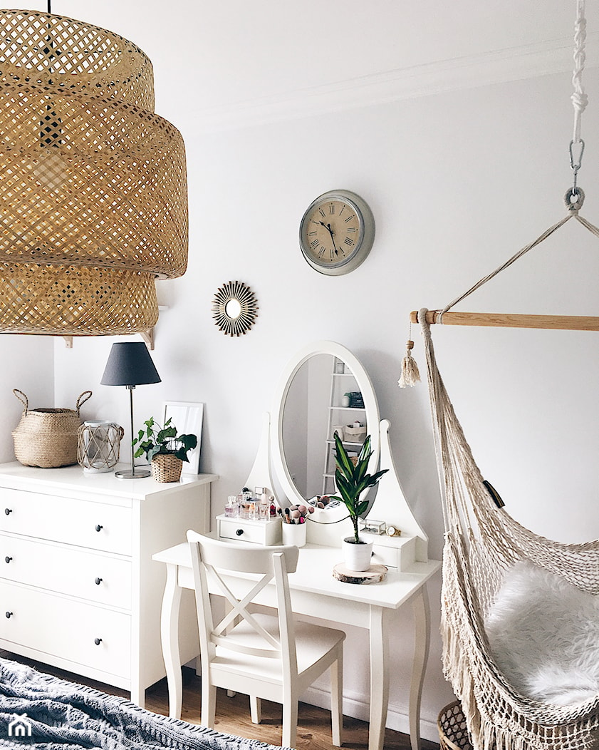 Mała biała sypialnia - zdjęcie od ania.home - Homebook