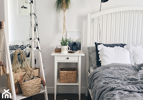 Mała biała sypialnia - zdjęcie od ania.home