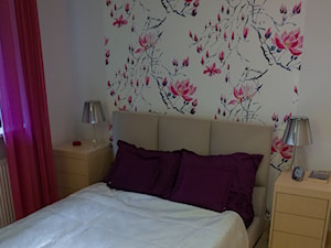 Sypialnia motywem magnolii - Średnia biała sypialnia, styl nowoczesny - zdjęcie od Małgorzata Szajbel-Żukowska