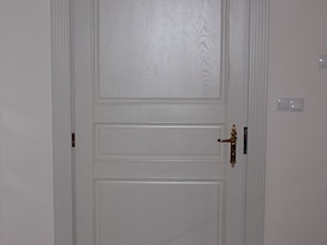 Drzwi - Hol / przedpokój, styl tradycyjny - zdjęcie od Meble Chwała