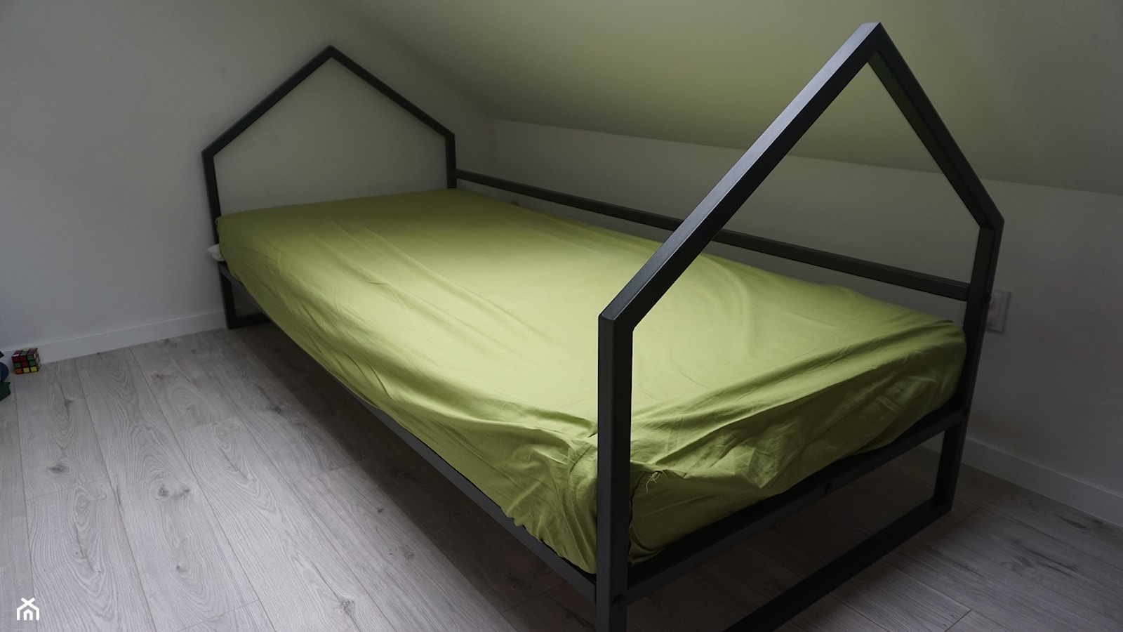 Rama łóżka stalowa, pokój dziecięcy - zdjęcie od AbeLightoCraft - Homebook
