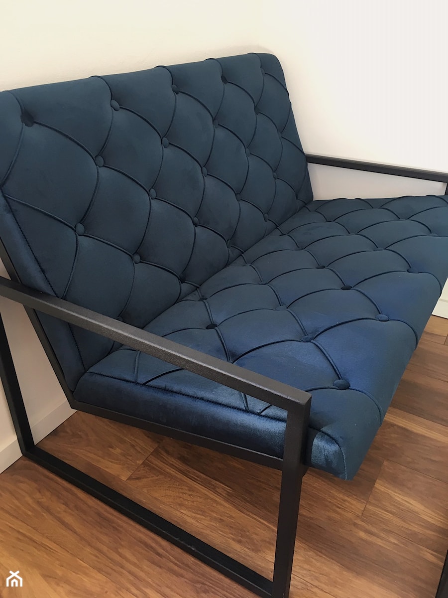 Sofa tapicerowana - zdjęcie od AbeLightoCraft