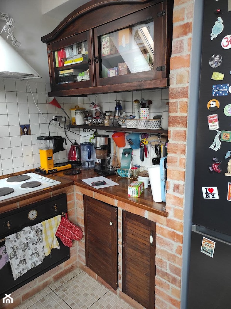Metamorfoza kuchni pod skosami - ekonomiczna i funkcjonalna kuchnia - Kuchnia, styl tradycyjny - zdjęcie od Meble-Bruno.pl - Homebook