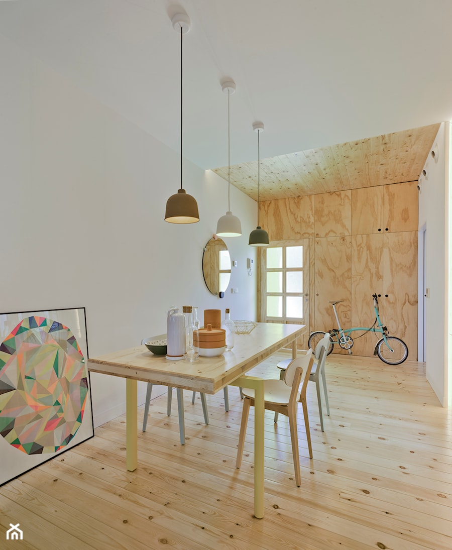 Przyjazny dom w Sagunto - Średnia biała jadalnia jako osobne pomieszczenie, styl nowoczesny - zdjęcie od Homebook Design