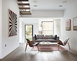 Wąskie mieszkanie - Średni biały salon - zdjęcie od Homebook Design - Homebook
