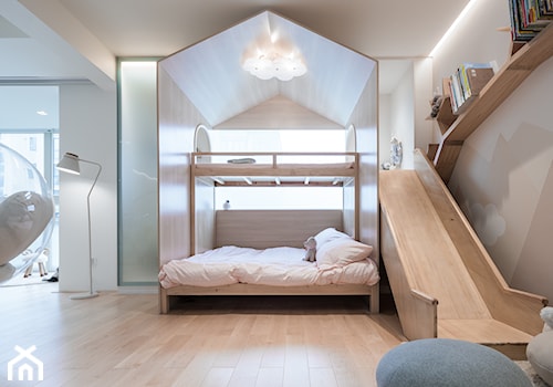 Nietypowe mieszkanie, dla typowej rodziny - Duży szary pokój dziecka dla nastolatka dla chłopca dla dziewczynki, styl nowoczesny - zdjęcie od Homebook Design