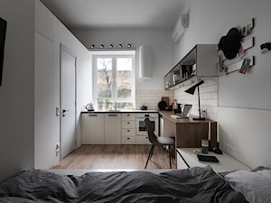 Mniej znaczy więcej - Mała biała z biurkiem sypialnia - zdjęcie od Homebook Design