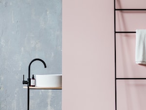 Mała bez okna z marmurową podłogą łazienka, styl minimalistyczny - zdjęcie od noo.ma