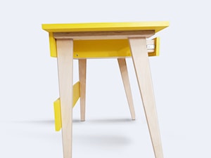 biurko żółte sklejka - zdjęcie od Byggtjenester Sosnowski