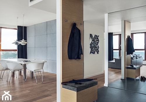 Sea Towers Nordic Apartment | REALIZACJA - Średni z wieszakiem biały brązowy hol / przedpokój, styl nowoczesny - zdjęcie od GSG STUDIO | interiors & design