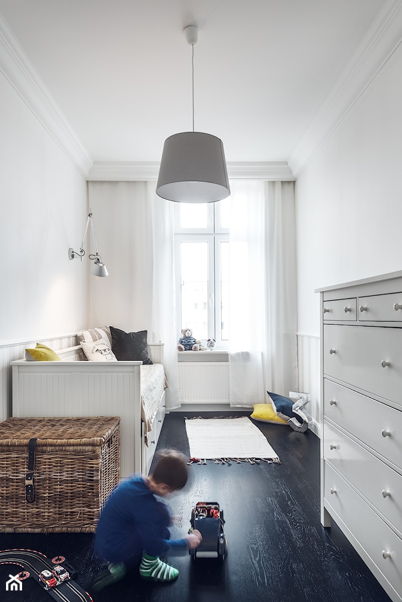 Apartament | Gdańsk Wrzeszcz | REALIZACJA - Średni biały pokój dziecka dla dziecka dla chłopca, styl tradycyjny - zdjęcie od GSG STUDIO | interiors & design