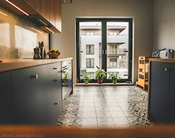 Niebieska kuchnia - Salon, styl skandynawski - zdjęcie od MonikaJaworska - Homebook