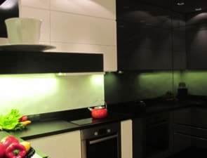 czarno-biało - Kuchnia, styl nowoczesny - zdjęcie od In Out Studio Projektowe