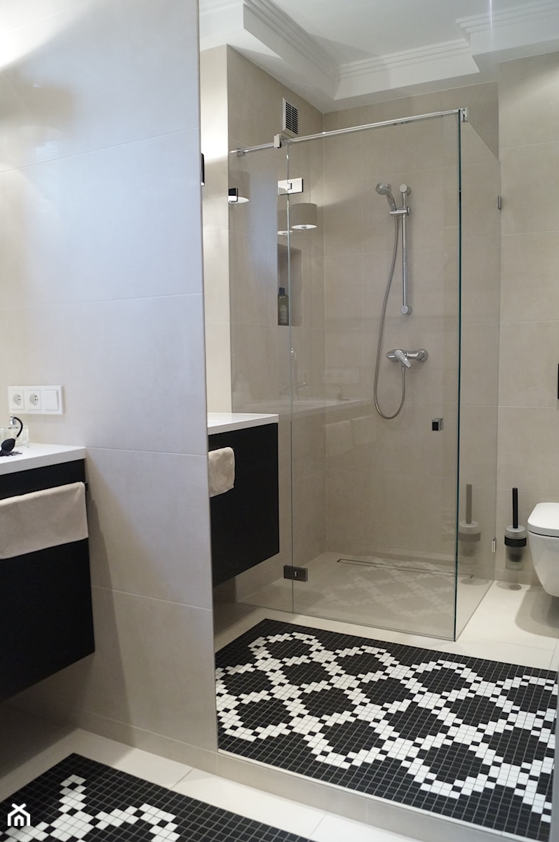 Łazienka w Raszynie - metamorfozy - Średnia bez okna łazienka, styl glamour - zdjęcie od GocaDesign