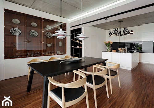 Dom w Środzie Wie - Duża biała jadalnia w kuchni, styl nowoczesny - zdjęcie od Home Plan projektowanie wnętrz Joanna Mielczarek