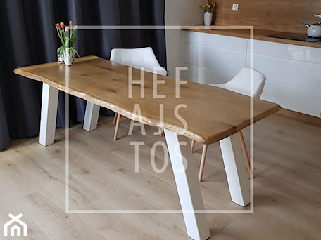Aranżacje wnętrz - Kuchnia: Stalowy stół z drewnianym blatem - HEFAJSTOS. Przeglądaj, dodawaj i zapisuj najlepsze zdjęcia, pomysły i inspiracje designerskie. W bazie mamy już prawie milion fotografii!