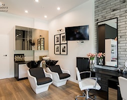 Salon fryzjerski w stylu industrialnym - zdjęcie od Alina Badora Pracownia Architektury Wnętrz - Homebook