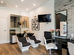 Salon fryzjerski w stylu industrialnym - zdjęcie od Alina Badora Pracownia Architektury Wnętrz