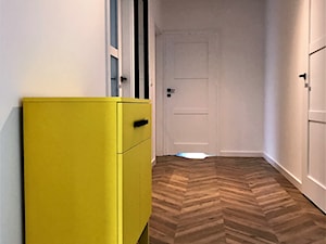 Realizacja na Nowych Żernikach, 3 p. 54 m2 - salon - Średni biały hol / przedpokój, styl skandynawski - zdjęcie od DekoDeko