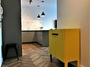 Realizacja na Nowych Żernikach, 3 p. 54 m2 - salon - Średni beżowy hol / przedpokój, styl skandynawski - zdjęcie od DekoDeko