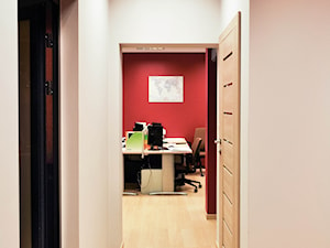 Wejście do biura projektowego - zdjęcie od Tat Design