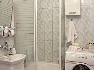 Mieszkanie - Śląsk - Mała bez okna z pralką / suszarką łazienka, styl tradycyjny - zdjęcie od Martyna Kowalewska - Projekt DOM²