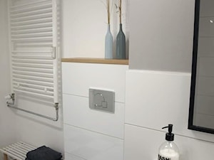 łazienka z kabina prysznicowa - zabudowa stelaża wc - zdjęcie od Projektowanie wnętrz Olga Januszkiewicz