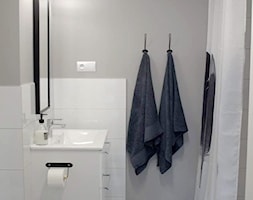 łazienka z kabiną prysznicową - zdjęcie od Projektowanie wnętrz Olga Januszkiewicz - Homebook
