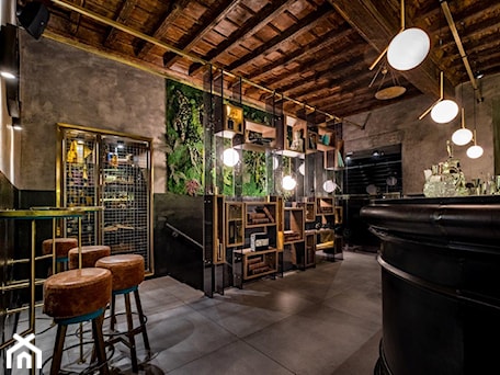 Aranżacje wnętrz - Wnętrza publiczne: Central Cocktail Bar, Turin, Włochy - Moss Trend. Przeglądaj, dodawaj i zapisuj najlepsze zdjęcia, pomysły i inspiracje designerskie. W bazie mamy już prawie milion fotografii!