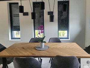 Stół dębowy z metalowymi nogami loft do jadalni salonu GOVER - zdjęcie od RaWood Premium Furniture