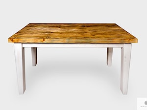 Drewniany stół z drewna palonego i bielonego do jadalni BURN - zdjęcie od RaWood Premium Furniture