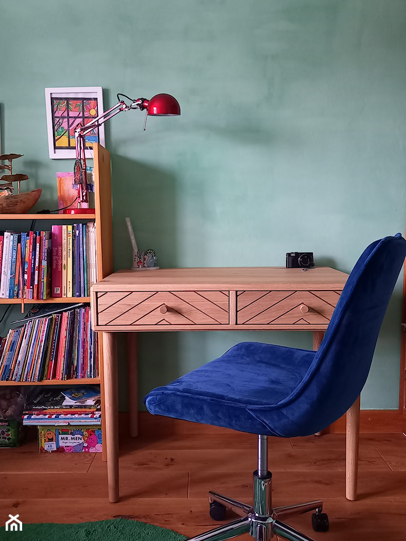 Drewniane biurko z szufladami w stylu skandynawskim AXEL II - zdjęcie od RaWood Premium Furniture - Homebook