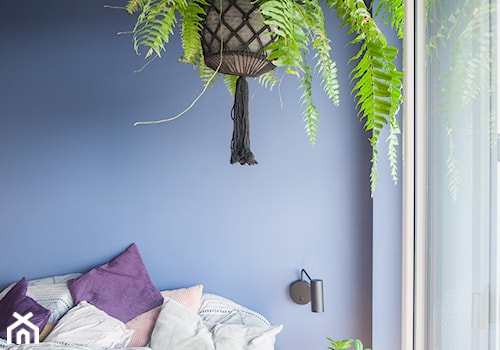 _08 - Mała niebieska sypialnia, styl rustykalny - zdjęcie od Pracownia Projektowa Natalia Kedzior