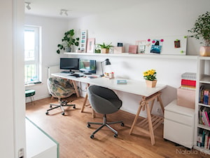 _08 - Średnie w osobnym pomieszczeniu białe biuro, styl skandynawski - zdjęcie od Pracownia Projektowa Natalia Kedzior