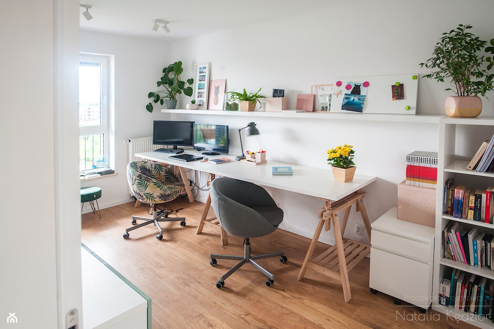 _08 - Średnie w osobnym pomieszczeniu białe biuro, styl skandynawski - zdjęcie od Pracownia Projektowa Natalia Kedzior - Homebook