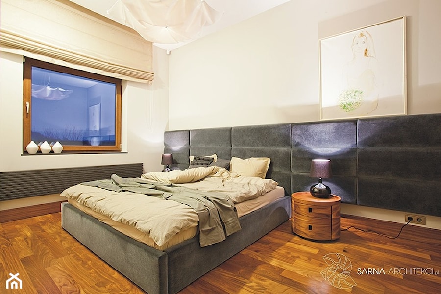 sypialnia drewno i aksamit - zdjęcie od SARNA ARCHITEKCI / Architektura Wnętrza dla wymagających / Interior Design
