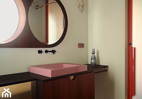 Wnętrze weneckiej kamienicy - Bez okna z lustrem łazienka, styl nowoczesny - zdjęcie od JUNG Polska