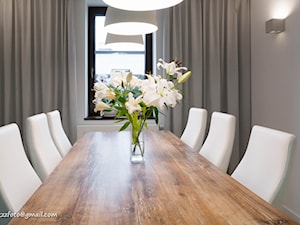 DOM W MIEŚCIE - Średnia biała jadalnia jako osobne pomieszczenie - zdjęcie od HOUSE DESIGN