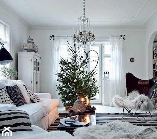 Przygotuj swój dom na Święta – zobacz tekstylia, dekoracje i nastrojowe oświetlenie, które pomogą wyczarować magiczny klimat!