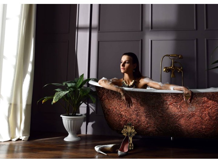 Glam Copperra - artystyczna ekskluzywna wanna ze strukturą Wolnostojące Długość 190 cm Kategoria Wanny Owalna Akryl Kolor Brązowy