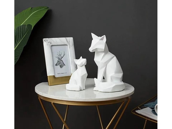 Matowa biała figurka w kształcie lisa PT LIVING Origami Fox, wys. 15 cm Kolor Biały Tworzywo sztuczne Kategoria Figury i rzeźby